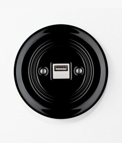 Katy Paty Roo USB charger in black porcelain